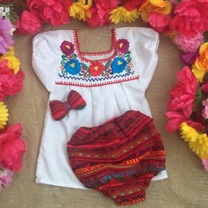 CUTE !!Mexican baby outfit size 12-18 Months